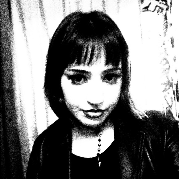 Send me offers! - Picture 2 of 15